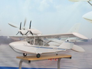 800px-Che-27_Model-300x225